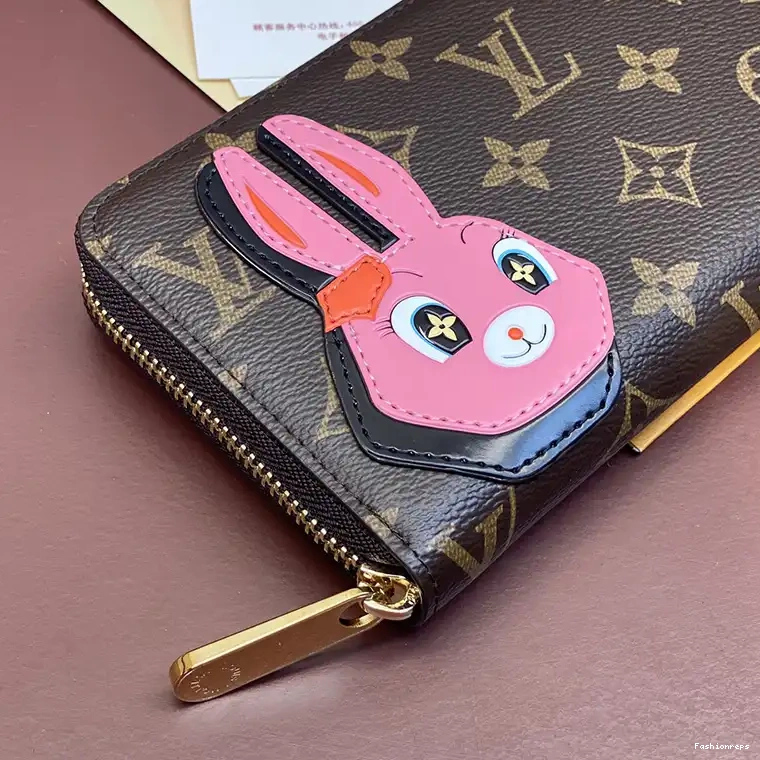 Fashionrepsfam ru 2407YZ0093 LV Bags 0712